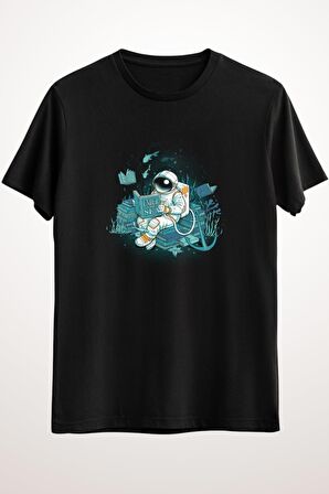 Erkek Siyah A Reader Lives A Thousand Lives - Cosmonaut Under The Sea - Ds1792