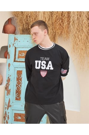 Nakış İşlemeli Ribanalı Oversize T-shirt - Siyah