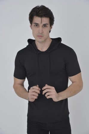 Kapşonlu Slim Fit T-shirt - Siyah