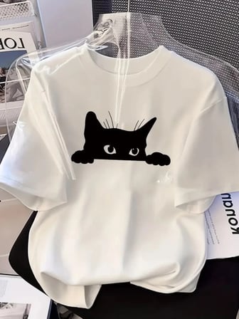 Şık Siyah Kedi Grafik Tişört - Mükemmel Yaz Modası - Beyaz