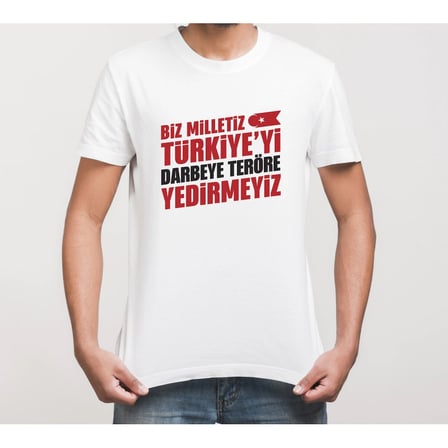 15 Temmuz Demokrasi Milli Birlik YEDİRMEYİZ Baskılı Bisiklet Yaka T-shirt - Beyaz