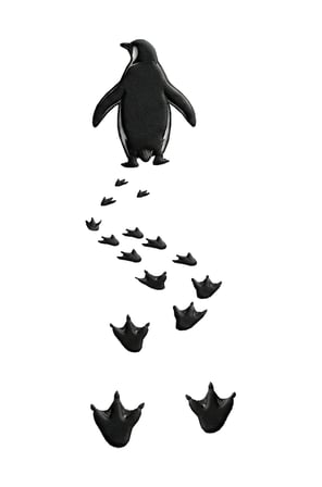 Kadın T-Shirt Nihilist Penguen Baskılı Bisiklet Yaka Kısa kol yazlık Tişört - Beyaz
