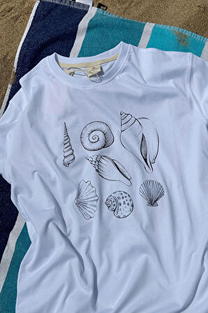 Deniz Kabuğu Baskılı Bisiklet Yaka Basic Trend Kadın T-shirt