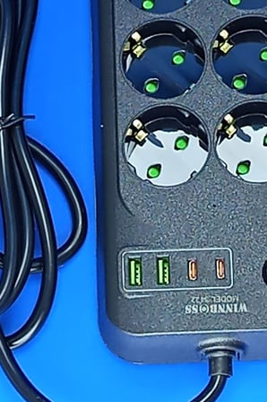 Winnboss 3422 8'li Priz ve 4 USB Akım Korumalı Grup Priz