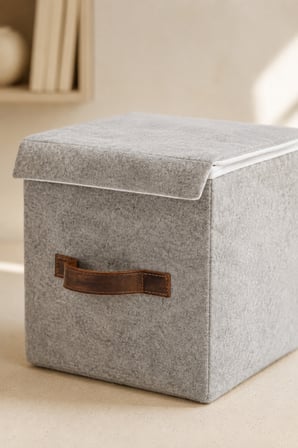 Gri Keçe Kapaklı Küp Kutu 25 x 25 x 25 cm Deri Kulplu, Katlanabilir, Çok Amaçlı Saklama ve Düzenleyici Kutu