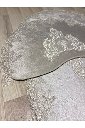 Milas Kaymaz Taban, Kadife Dantel Detaylı 2'li Süper Lüks Oval Banyo Paspası Seti 