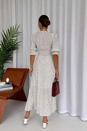 Beyaz Arka Ve Bel Ucu Gipeli Elbise