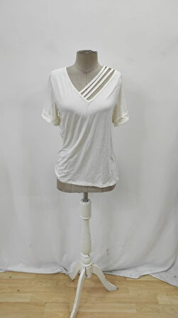 Kadın Kısa Kollu V Yakalı şerit Detaylı Viskon Bluz