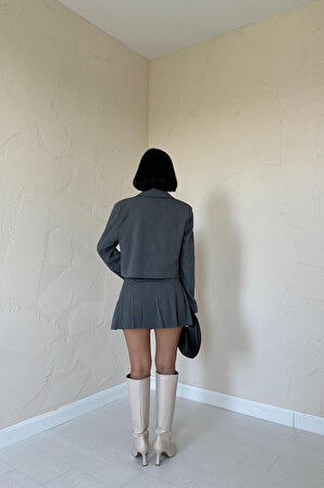 Gri Bomber Ceket Ve Pileli Etek Takım