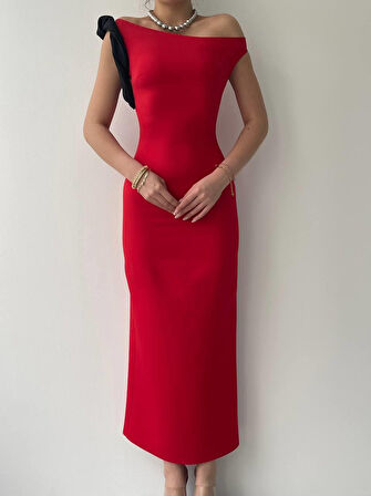 Jovani Omuz Detaylı Elbise