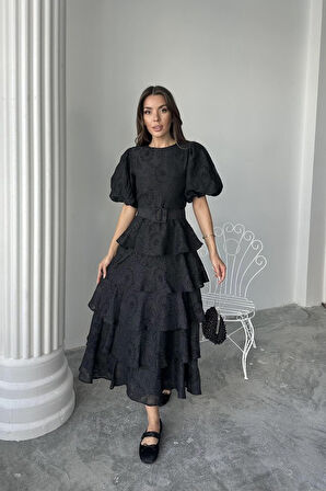 Siyah Kat Kat Balon Kollu Kemerli Elbise