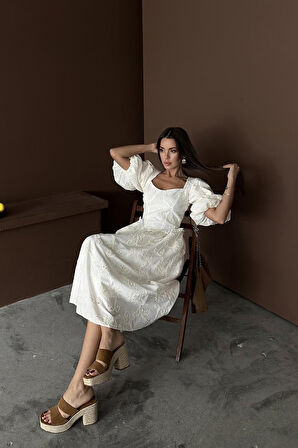 Beyaz Balon Kollu Dantelli Brode Elbise