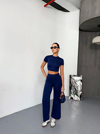 Osy Modal Yumuşak Dokulu Kumaş Kısa Kollu Crop Alt Ispanyol Paça Pantalon Ikili Takım - Lacivert