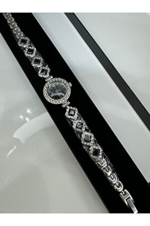 Yonca Model Zirkon Taşlı Vintage Saat