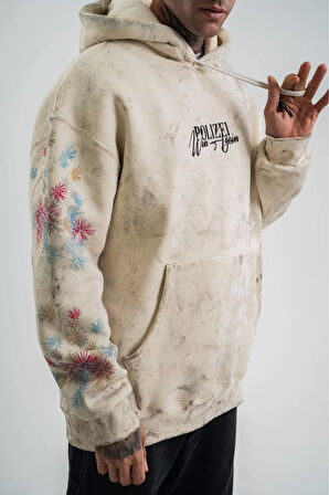 Sırtı ve Kolları Baskılı Kapüşonlu Sweatshirt