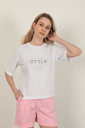 Süprem Kumaş Taş Detaylı Kadın Tişört-Beyaz