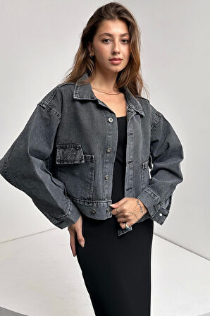 Çift Cep Beli Düğme Detaylı Denim Ceket