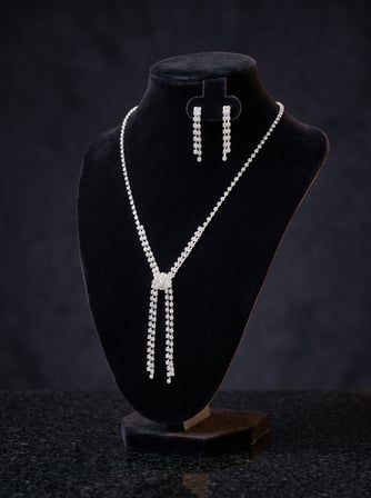 Valmont Accessories  Akarsu Mordel Zirkon Taşlı Gümüş Kolye ve Küpe Seti - Düğün, Kına, Nişan Gelin Takı Seti