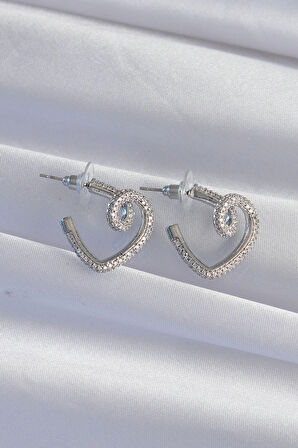 Dodes Pirinç Gümüş Renk Zirkon Taşlı Kıvrımlı Yarım Kalp Küpe TG27BKP9278