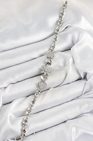 Dodes Pirinç Zirkon Taşlı Kalp Detaylı Çiçek Model Gümüş Renk Kadın Bileklik TG27BB7528