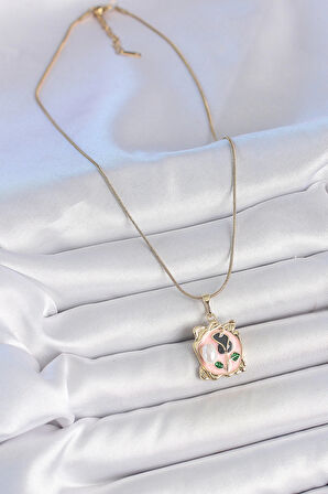 Dodes 316L Çelik Gold Renk Zincir Pembe Mineli Çiçek İşlemli İnci Detay Portre Model Kadın Kolye TG27BKO10185