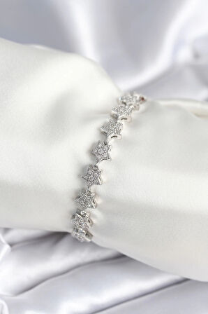 Dodes Pirinç Gümüş Renk Yıldız Model Kadın Bileklik TG27BB7985