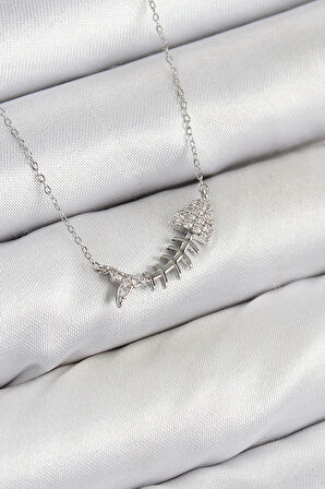 Dodes Pirinç Zirkon Taşlı Balık Kılçığı Model Gümüş Renk Kadın Kolye TG27BKO10413