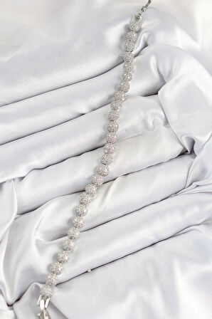 Dodes Dodes Pirinç Zirkon Taşlı Yarım Topcuk Model Gümüş Renk VIP Seri Kadın Bileklik TG27BB7507