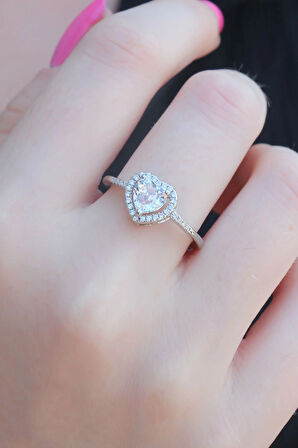 Dodes Dodes Gümüş Renk Zirkon Taşlı Kalp Model Charm Pirinç Kadın Yüzük TG27BYK2655