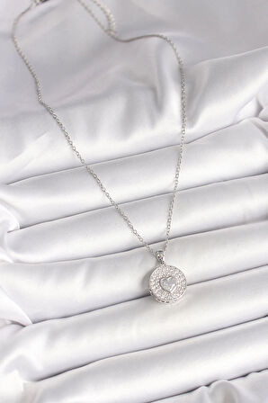 Dodes 316L Çelik Gümüş Renk Zincir Zirkon Taşlı Kalp İşlemeli Madalyon Model Kadın Kolye TG27BKO9947