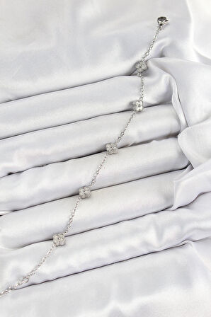 Dodes Dodes 316L Çelik Yonca Model Gümüş Renk Kadın Bileklik TG27BB7362