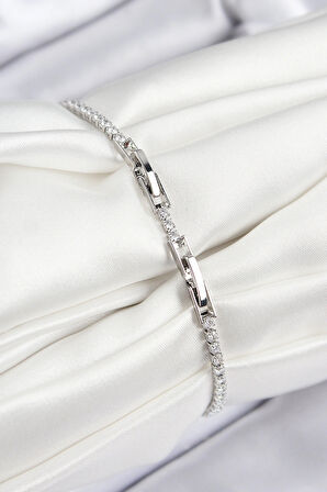 Dodes Dodes Pirinç Zirkon Taşlı Yıldız Model Gümüş Renk Kadın Bileklik TG27BB7902