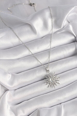 Dodes 316L Çelik Gümüş Renk Zincir Zirkon Taşlı Güneş Model Sedefli Ay İşleme Detay Kadın Kolye TG27BKO9631