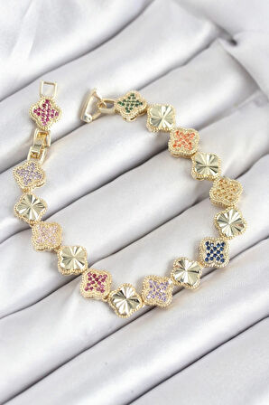 Dodes Dodes Pirinç VIP Seri Yonca Zirkon Taşlı Kadın Bileklik TG27BB7910