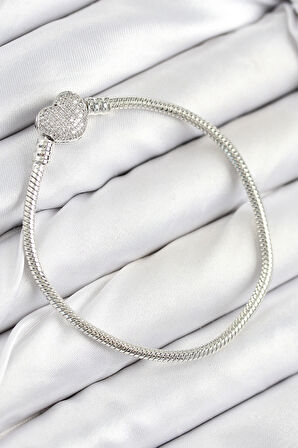 Dodes Dodes Pirinç Charm Zirkon Taşlı Kalp Model Gümüş Renk Kadın Bileklik TG27BB7803