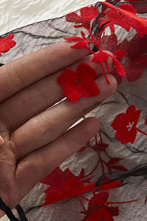 Dodes Çiçek Desenli Siyah Transparan Şortlu Gecelik DL1377