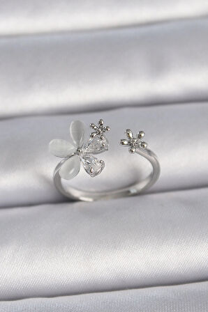 Dodes Pirinç Gümüş Renk Ayarlanabilir Zirkon Taşlı Beyaz Mineli Yaprak Model Kadın Yüzük TG27BYK3399