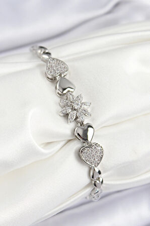 Dodes Dodes Pirinç Zirkon Taşlı Kalp Detaylı Çiçek Model Gümüş Renk Kadın Bileklik TG27BB7528