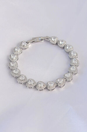 Dodes Vip Seri Pirinç Zirkon Taşlı Gümüş Renk Kalp Model Bileklik TG27BB6073