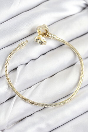 Dodes Dodes Pirinç Charm Zirkon Taşlı Yonca Model Gold Renk Kadın Bileklik TG27BB7806
