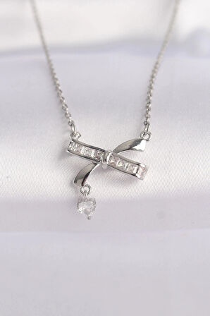 Dodes 316L Çelik Zincir Gümüş Renk Zirkon Taşlı Kalp Detay Fiyonk Kolye TG27BKO8621