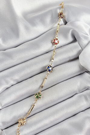 Dodes Pirinç Gold Renk Karışık Renk Yonca Zirkon Taşlı Kadın Bileklik TG27BB7056