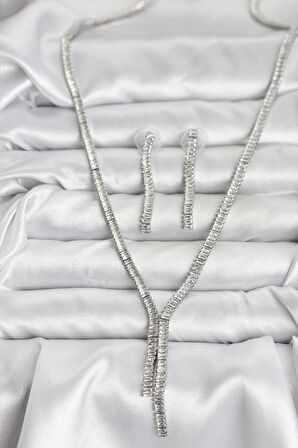 Dodes Dodes Gümüş Renk Baget Zirkon Taşlı Kadın Kolye Küpe Set TG27BKO10637