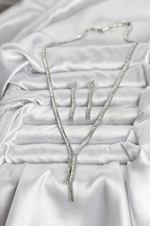 Dodes Dodes Gümüş Renk Baget Zirkon Taşlı Kadın Kolye Küpe Set TG27BKO10637