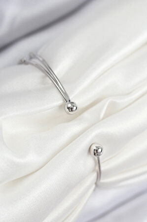 Dodes Dodes Pirinç Zirkon Taşlı Kelebek Ve Yonca Model Gümüş Renk Kadın Bileklik TG27BB7850