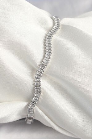 Dodes Dodes Pirinç Gümüş Renk Su Yolu Zirkon Taşlı Model Kadın Bileklik TG27BB6925