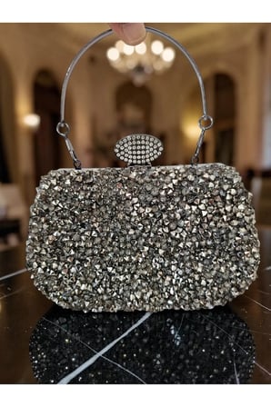 Kadın Kristal Taşlı Abiye Çanta Clutch Portföy Zincir Askılı Parlak Gece Davet Düğün Nişan Çantası (Gümüş - Siyah - Antrasit)