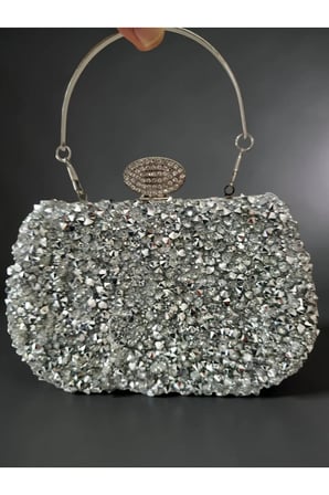 Kadın Kristal Taşlı Abiye Çanta Clutch Portföy Zincir Askılı Parlak Gece Davet Düğün Nişan Çantası (Gümüş - Siyah - Antrasit)