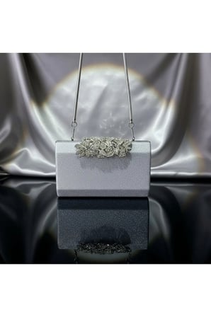 Lüks Görünümlü Gümüş Taş İşlemeli Kadın Abiye Çanta Işıltılı Clutch Portföy Düğün Nişan Gece Davet Çantası
