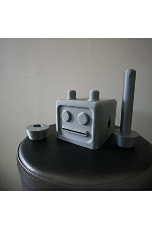 Robot Tasarımlı 3D Baskı Tuvalet Kağıdı Tutucu – 15 cm